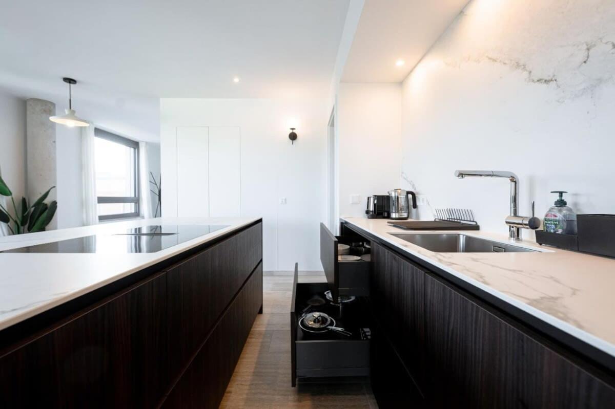 City Luxury With City Views In Ville Haute Luxemburg Exteriör bild