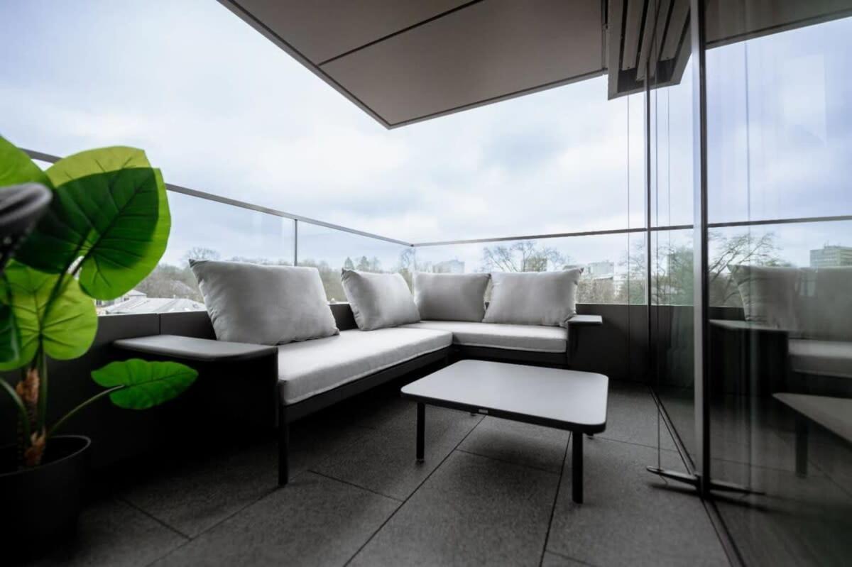City Luxury With City Views In Ville Haute Luxemburg Exteriör bild